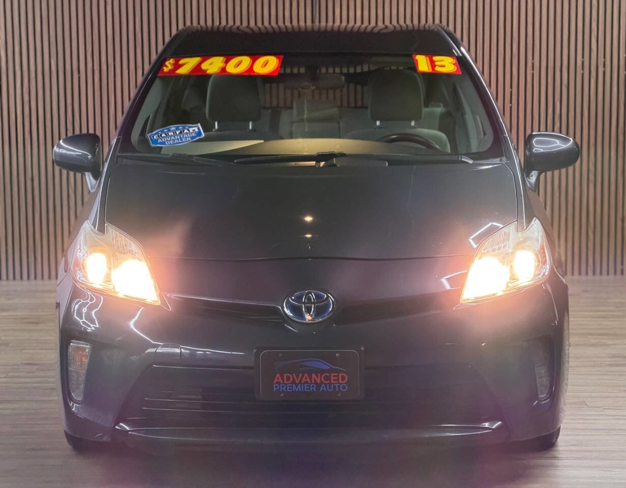 Used 2013 Toyota Prius Three image 2