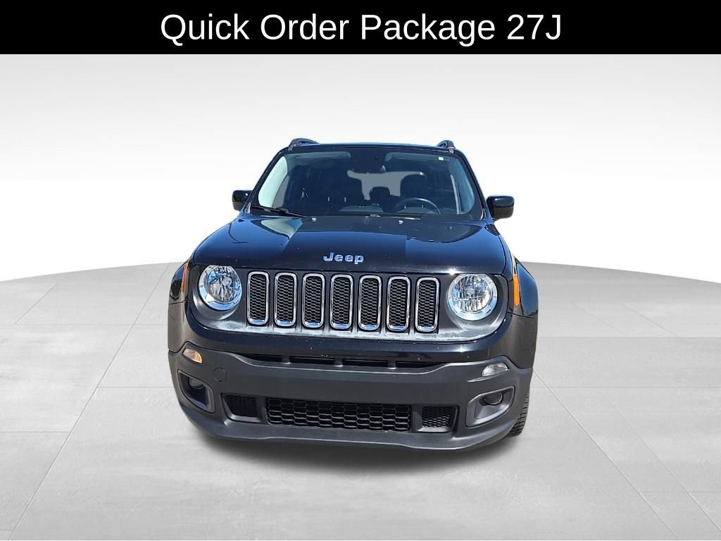 Used 2017 Jeep Renegade Latitude w/ Cold Weather Group AWD/4WD image 8