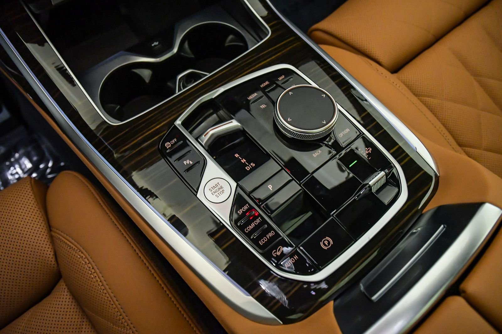 Used 2026 BMW X7 xDrive40i w/ M Sport Package image 24