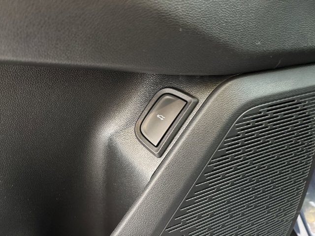 New 2027 Chevrolet Equinox RS w/ Safety and Technology Package FWD image 14
