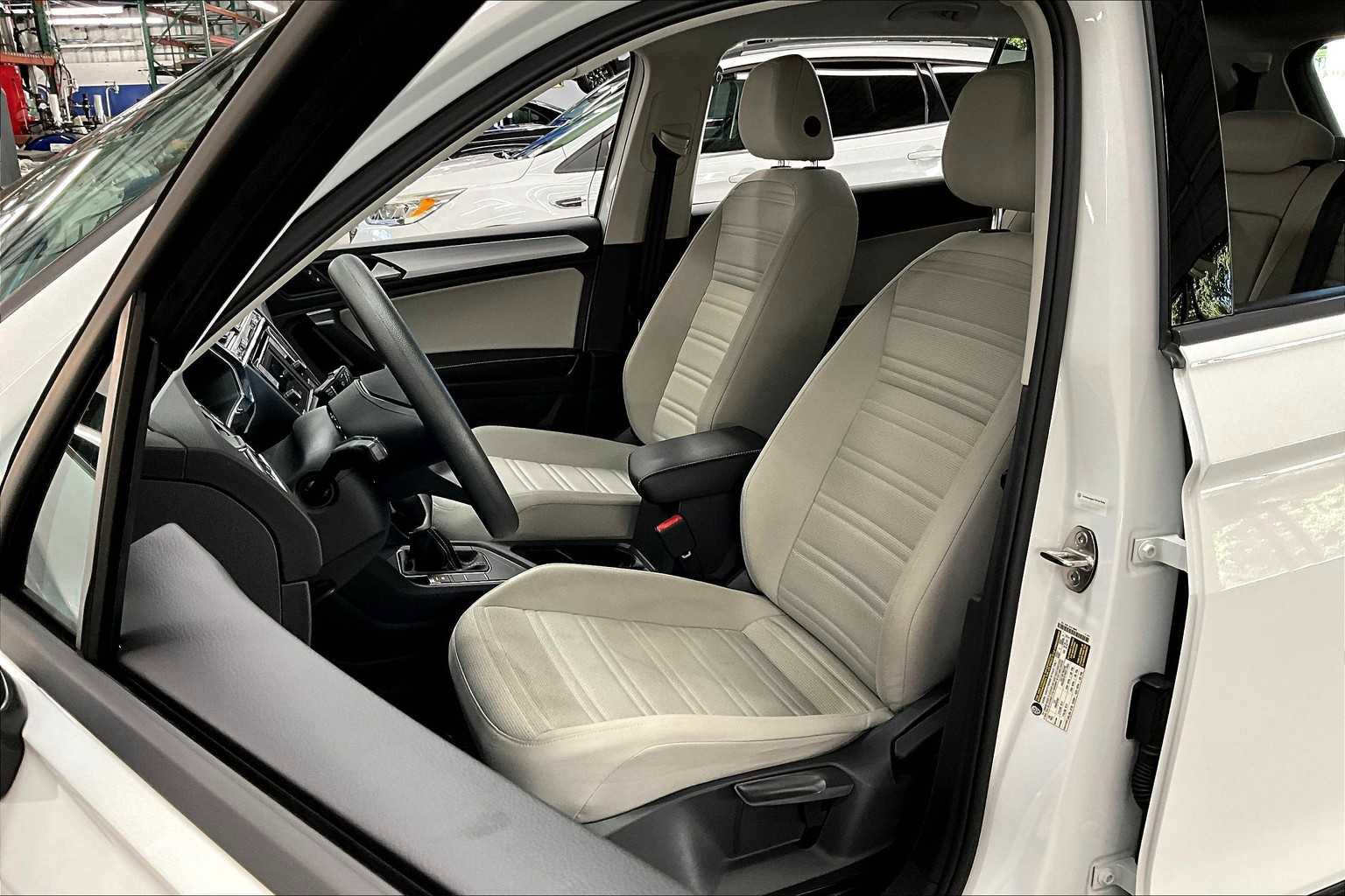 Used 2022 Volkswagen Tiguan S image 26