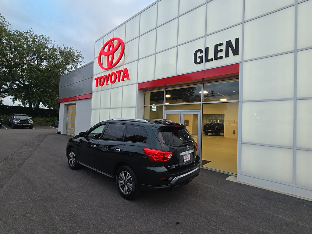 Used 2020 Nissan Pathfinder SV AWD/4WD image 5