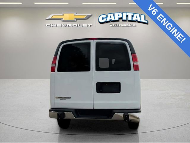 Used 2024 Chevrolet Express 2500 w/ Driver Convenience Package RWD image 4