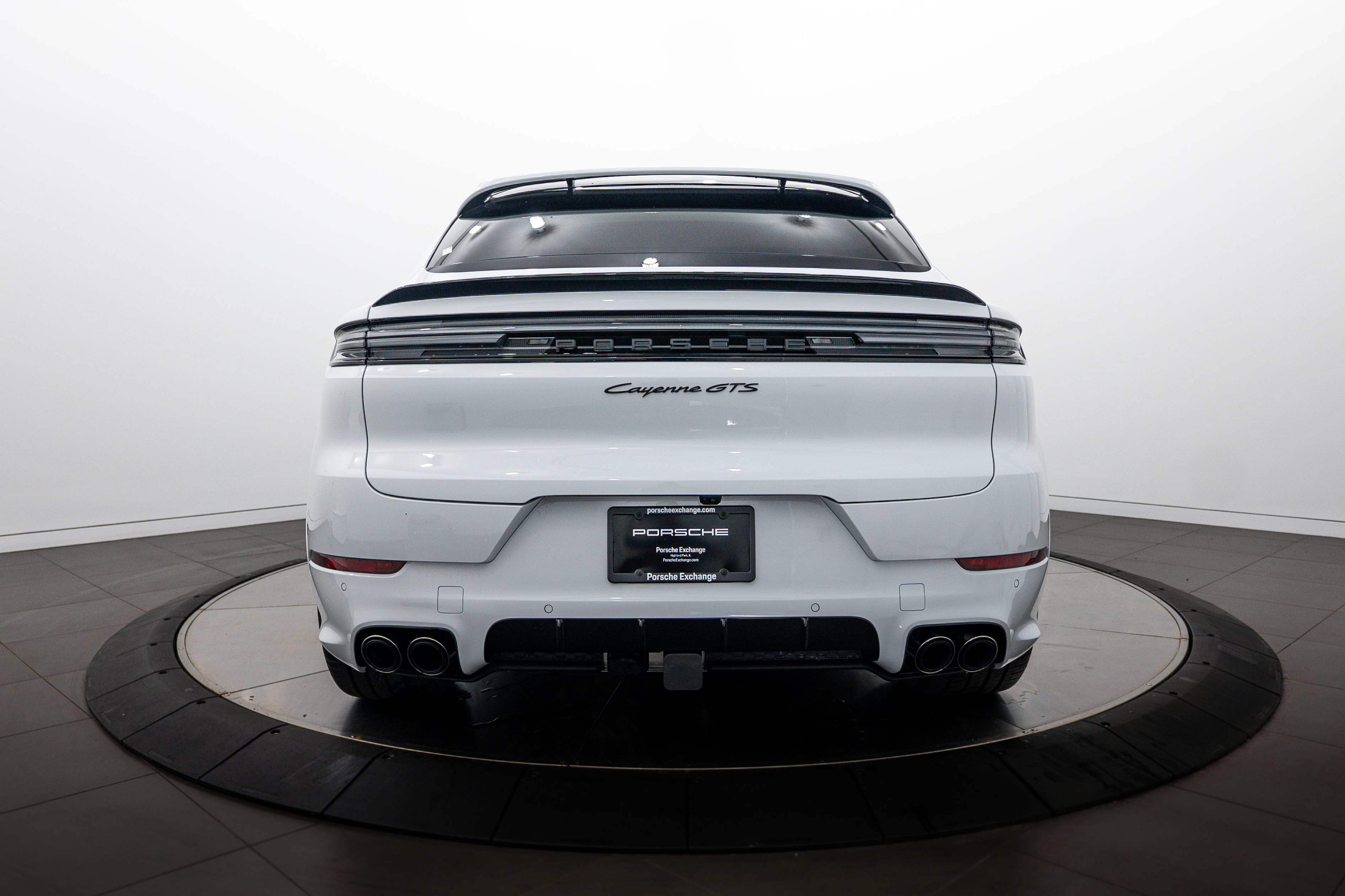 New 2026 Porsche Cayenne GTS AWD/4WD image 6