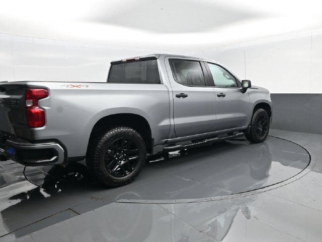 Used 2024 Chevrolet Silverado 1500 Custom w/ Turbomax Blackout Package AWD/4WD image 19