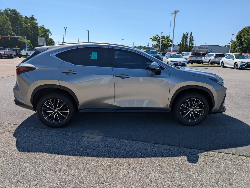 Used 2024 Lexus NX 250 FWD image 7