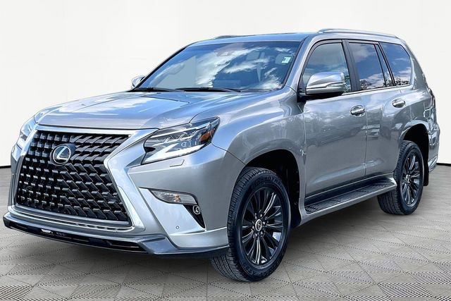Used 2023 Lexus GX 460 Premium w/ Accessory Package image 3