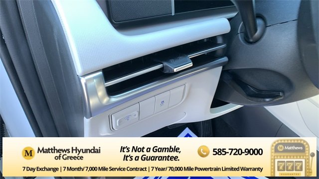 Certified 2025 Hyundai Tucson SE image 11