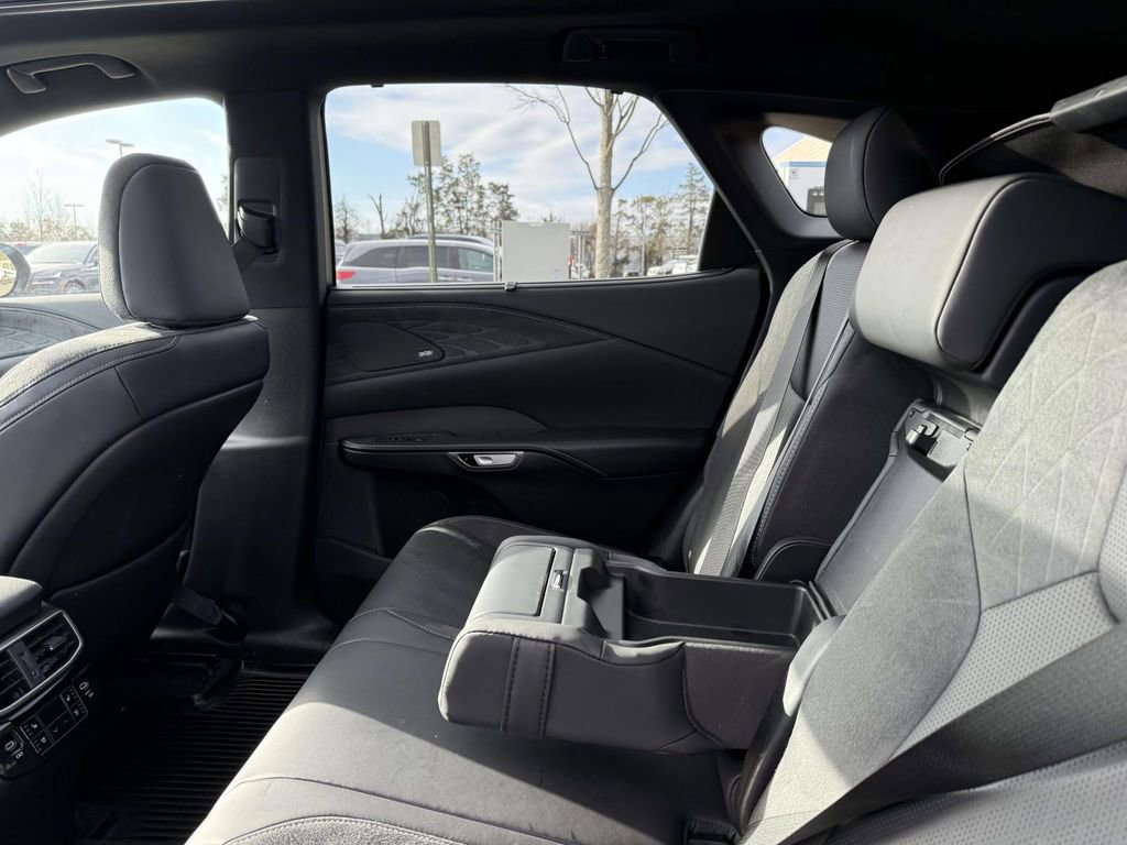 Used 2024 Lexus RX 350 AWD image 17