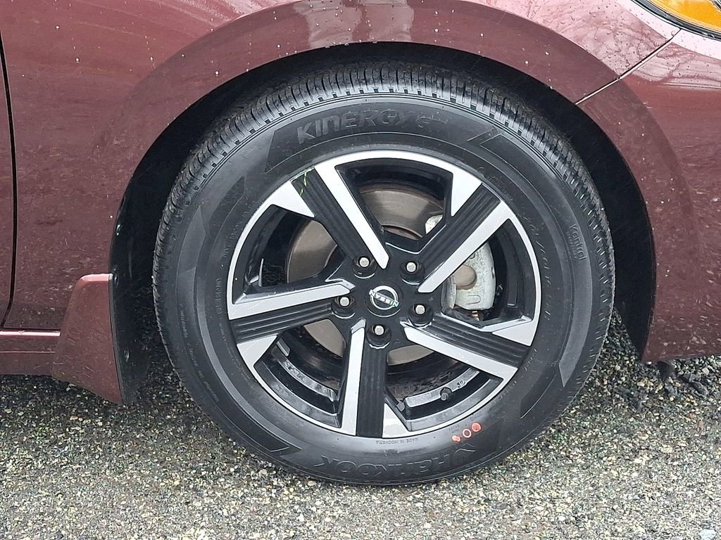 Certified 2024 Nissan Sentra SV w/ All-Weather Package image 9