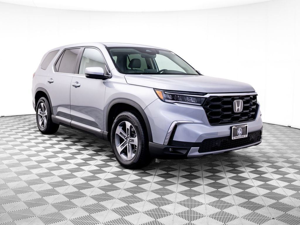 Used 2025 Honda Pilot EX-L image 9