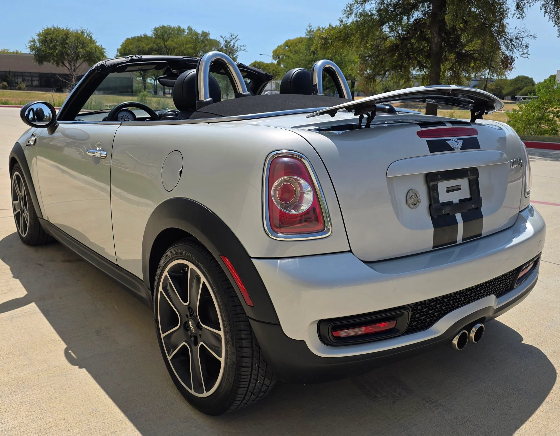 Used 2013 MINI Cooper Roadster S FWD image 6