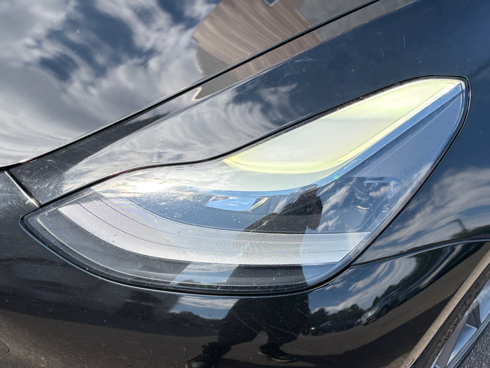 Used 2022 Tesla Model 3 Standard Range RWD image 4