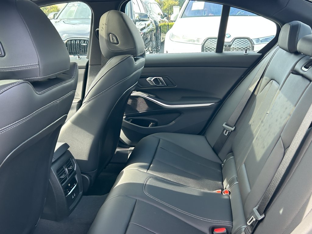 New 2026 BMW 330i Sedan w/ Convenience Package RWD image 30