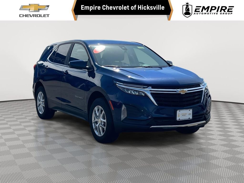 Used 2023 Chevrolet Equinox LT AWD/4WD image 1