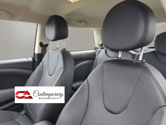 Used 2012 MINI Cooper Hardtop FWD image 11