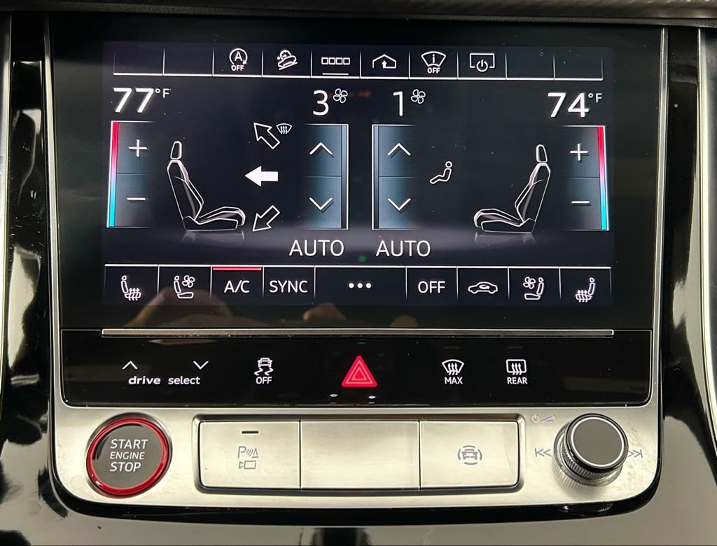 Used 2021 Audi RS Q8 image 25