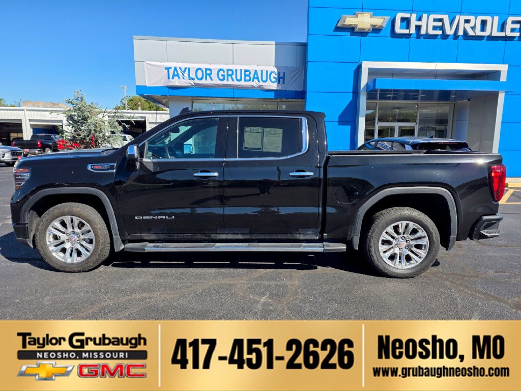 Used 2025 GMC Sierra 1500 Denali AWD/4WD image 1