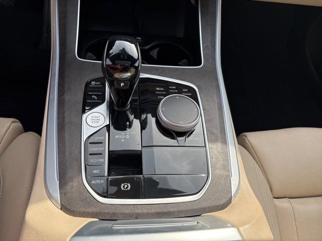 Used 2022 BMW X5 xDrive40i w/ Climate Comfort Package image 17