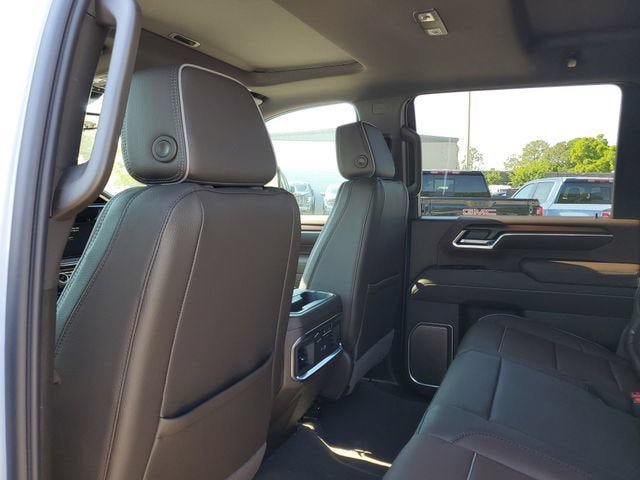 New 2026 GMC Sierra 2500 Denali w/ Denali Reserve Package AWD/4WD image 11