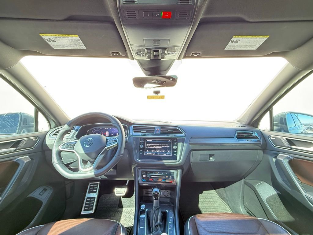 Certified 2024 Volkswagen Tiguan SEL R-Line w/ MDO Package, Two-Row AWD/4WD image 10