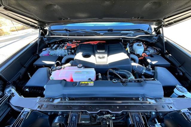 Used 2024 Toyota Sequoia Limited image 10