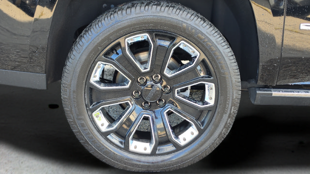 Used 2019 GMC Yukon XL Denali w/ Denali Ultimate Package RWD image 18