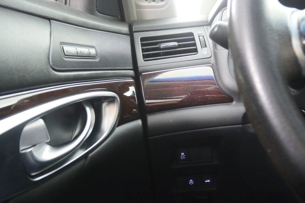 Used 2019 INFINITI Q70 L 3.7 image 18