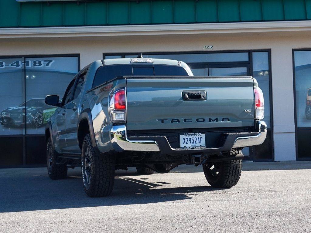 Used 2022 Toyota Tacoma TRD Off-Road AWD/4WD image 5