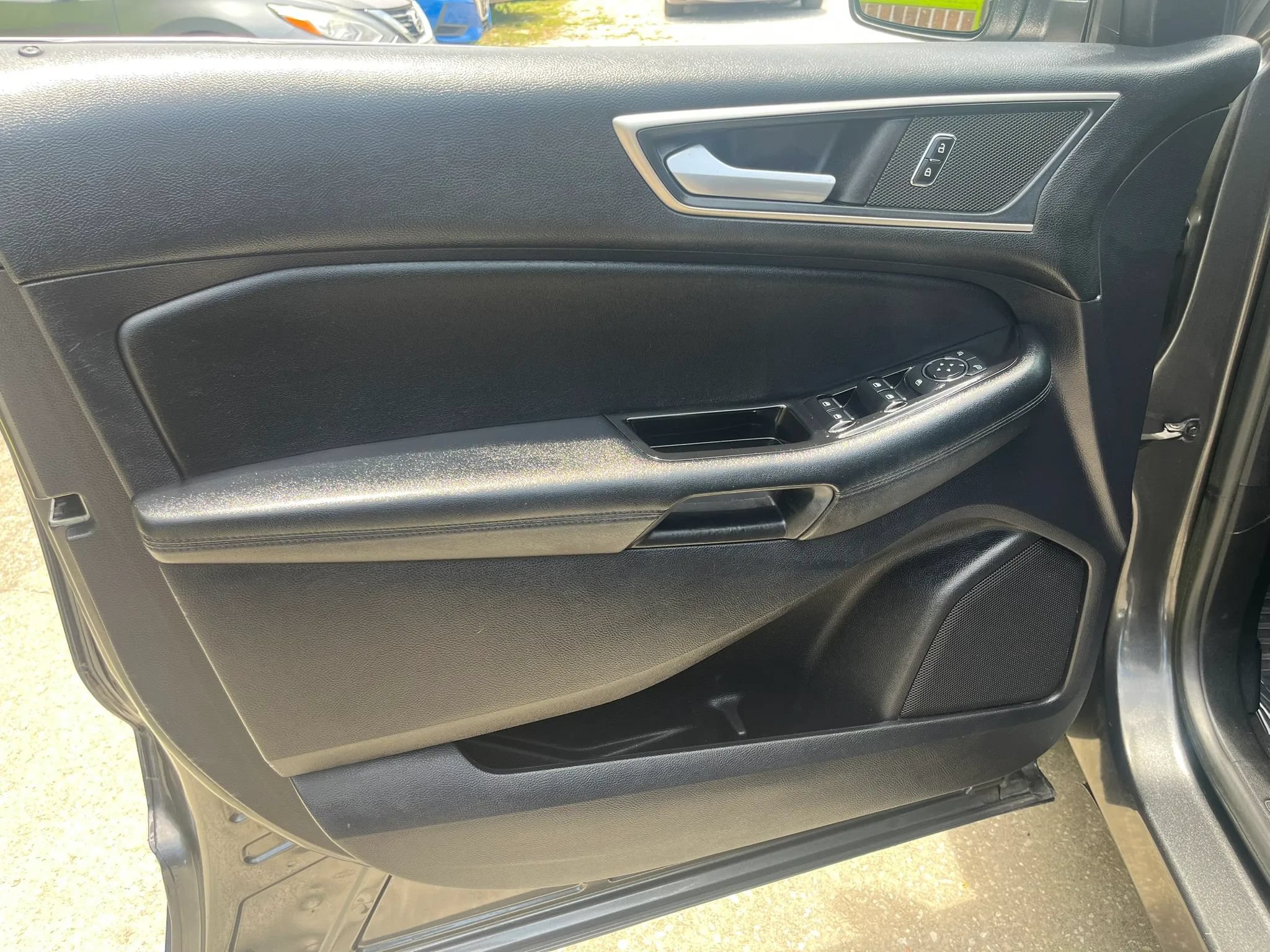 Used 2020 Ford Edge SEL w/ Convenience Package FWD image 25