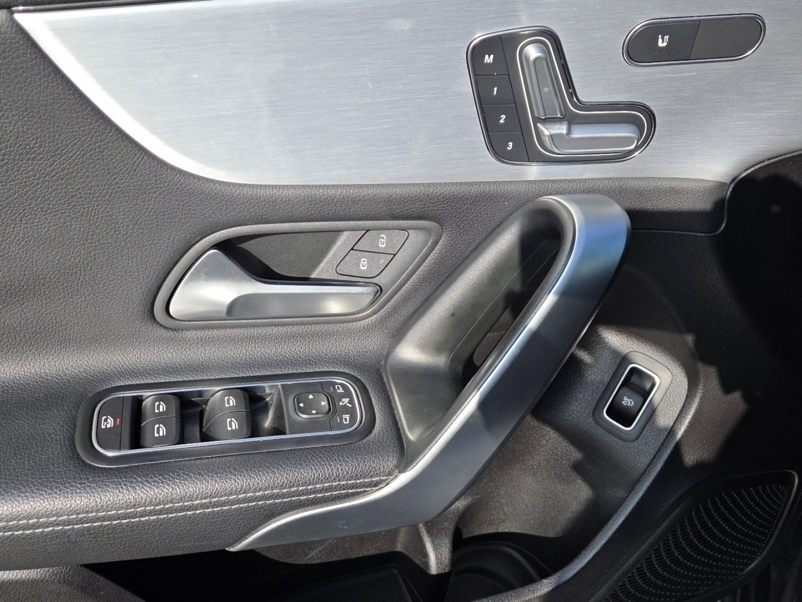 Used 2019 Mercedes-Benz A 220 4MATIC image 27