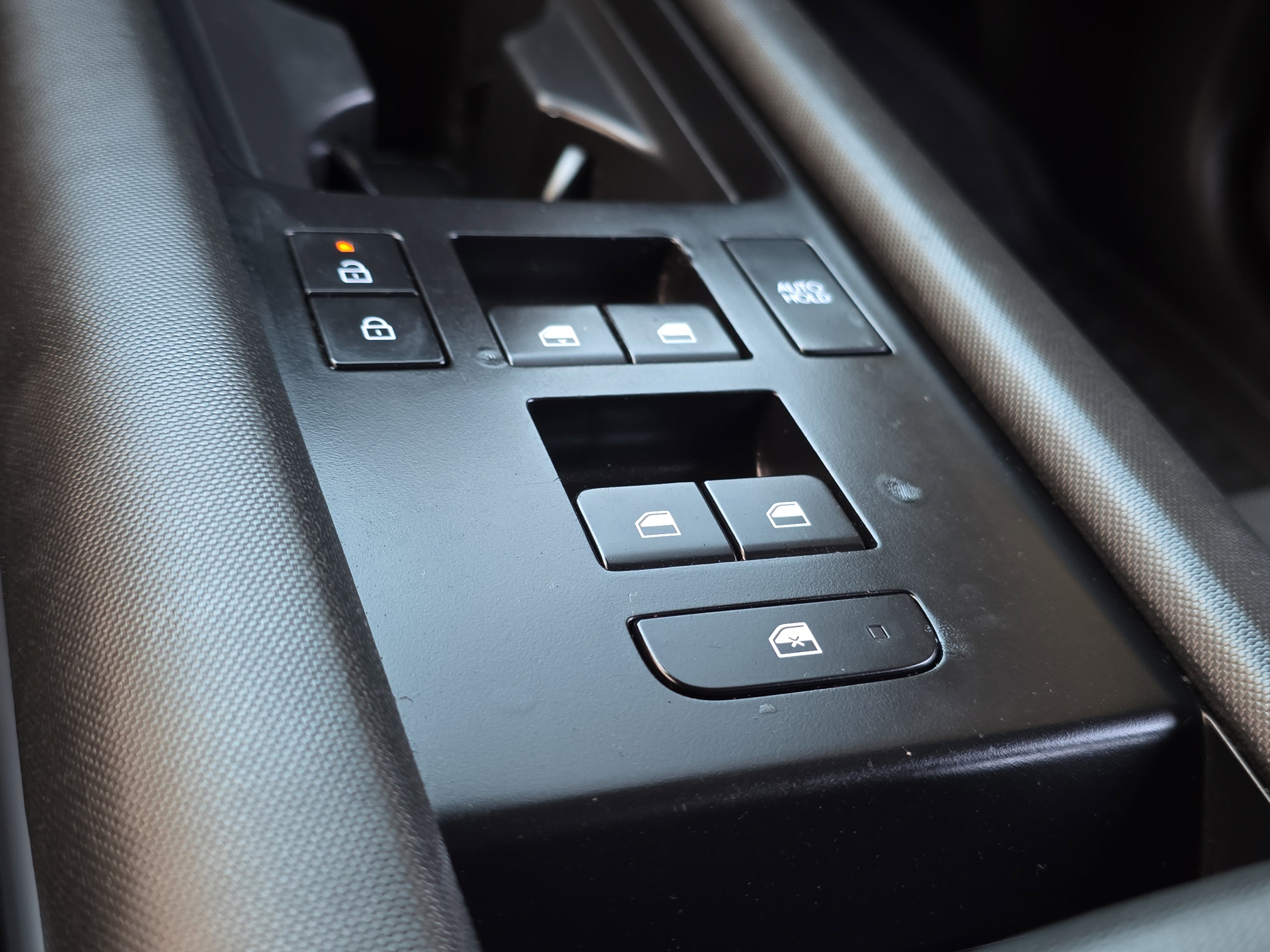 Used 2024 Hyundai Ioniq 6 SE image 27