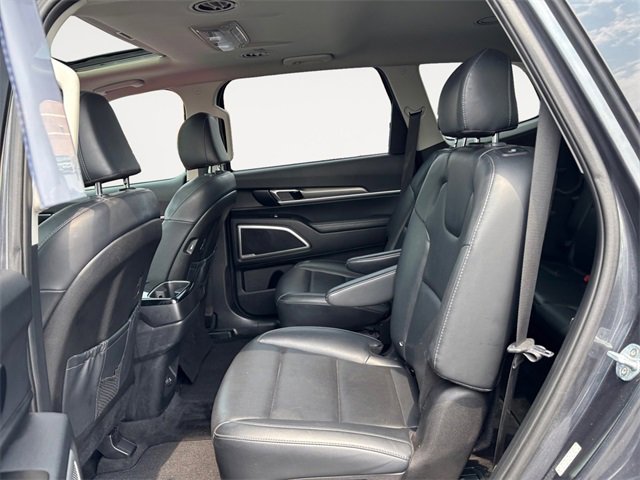 Used 2020 Kia Telluride S image 13