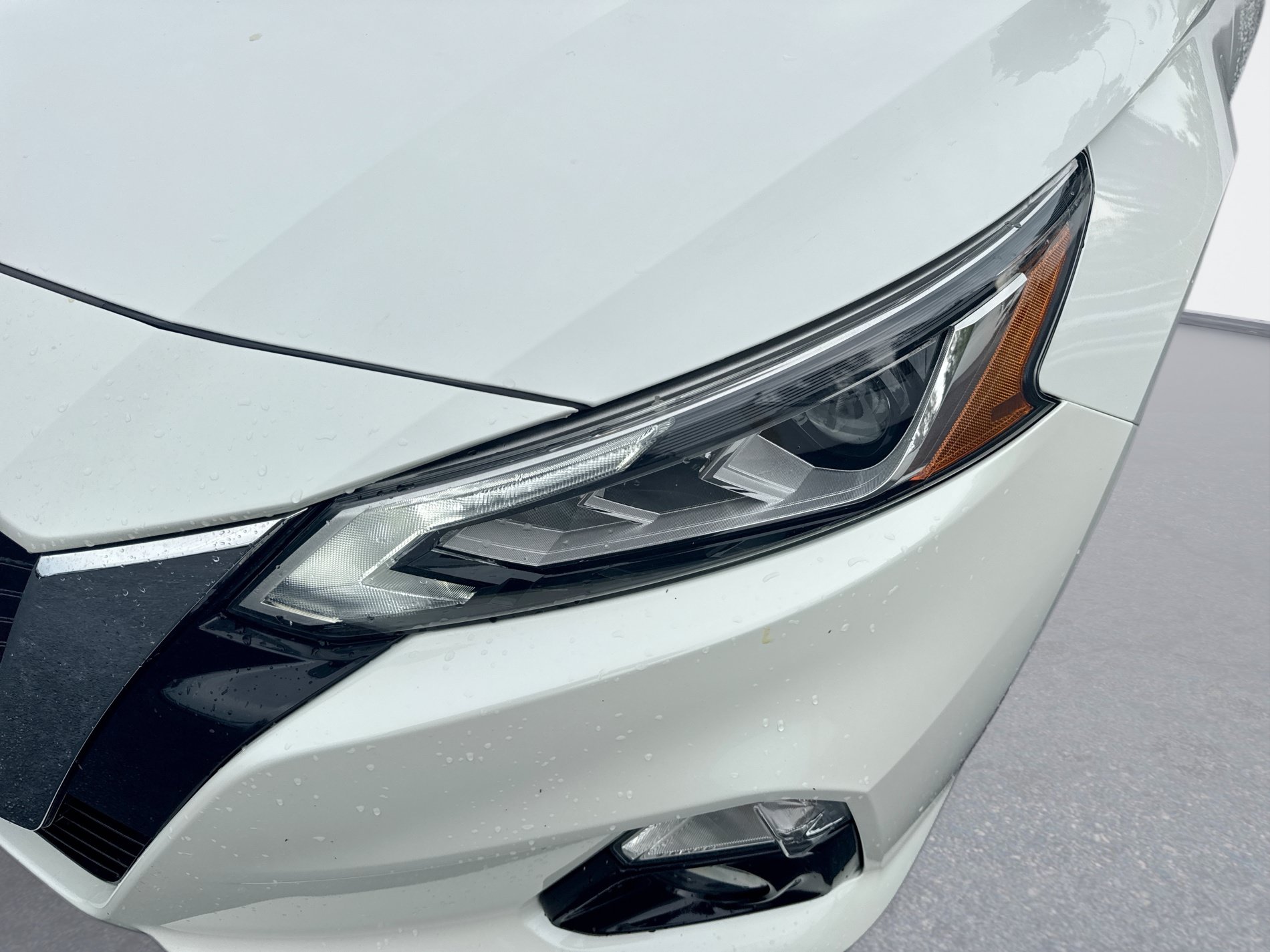 Certified 2021 Nissan Altima 2.5 Platinum AWD/4WD image 10