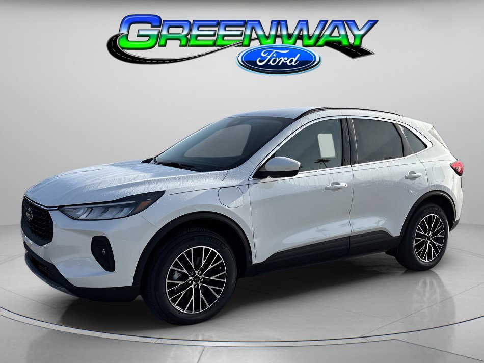 Used 2025 Ford Escape SE