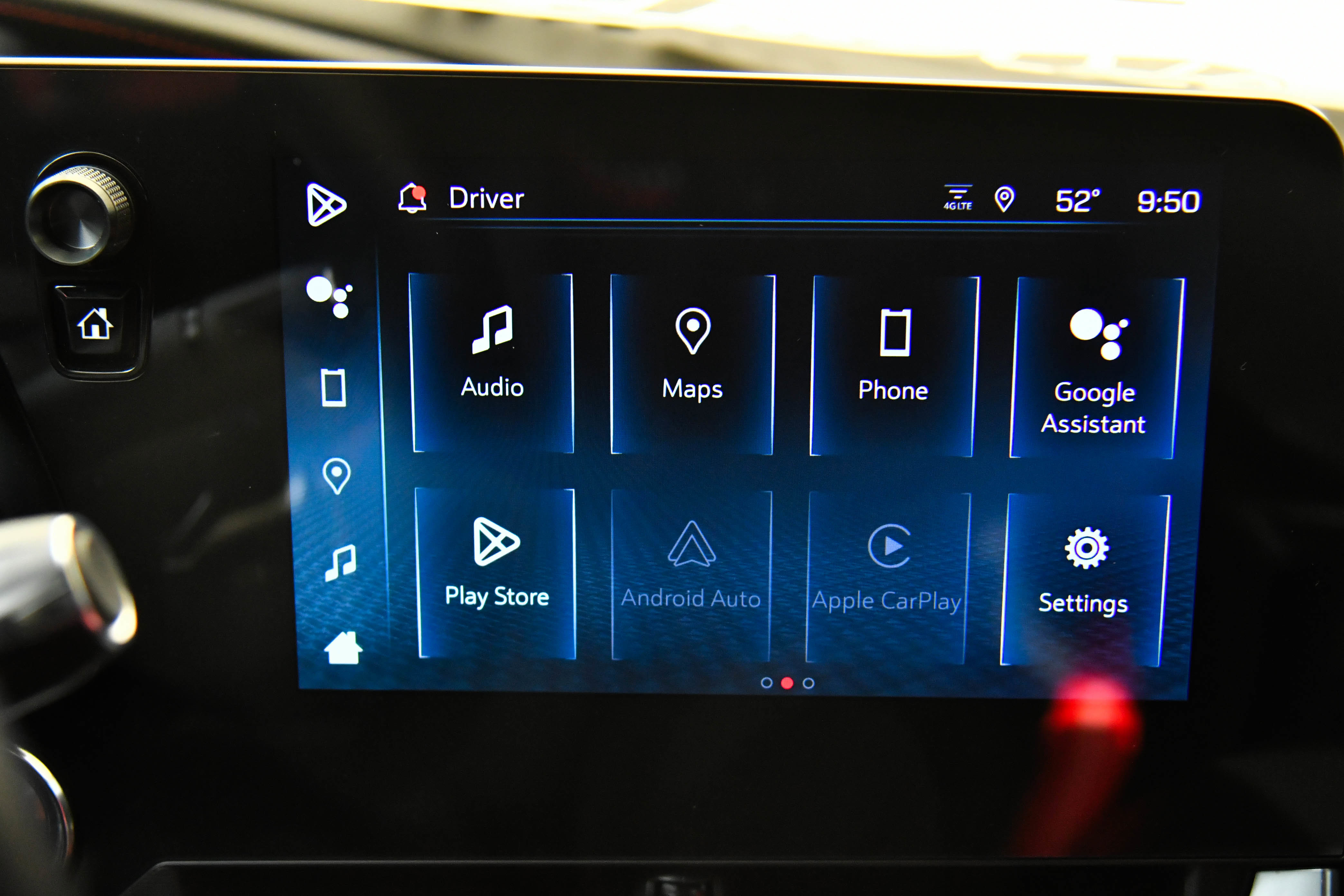 Used 2024 Chevrolet Corvette Stingray Convertible w/ 1LT image 26