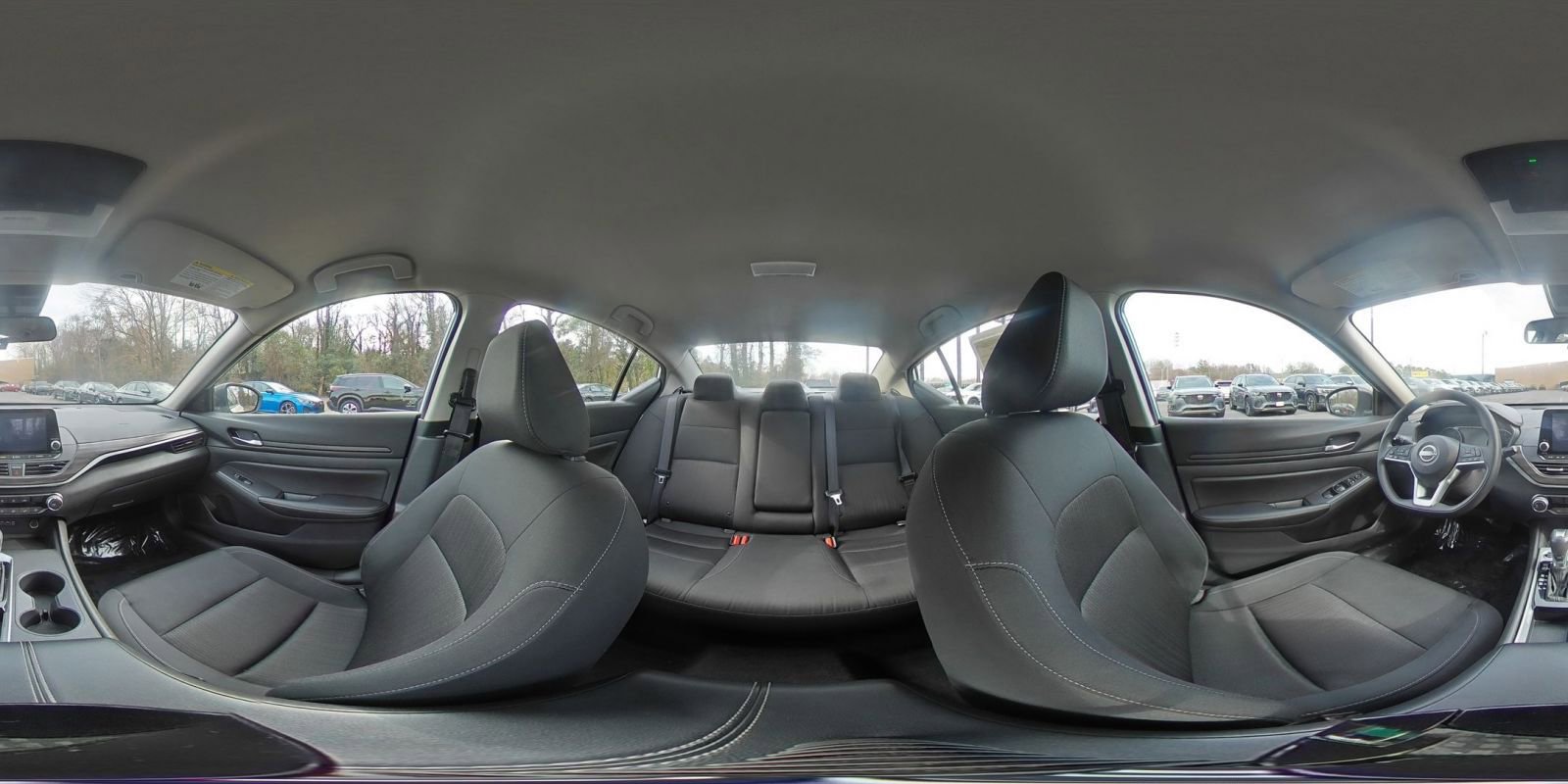 Used 2025 Nissan Altima 2.5 SV image 41