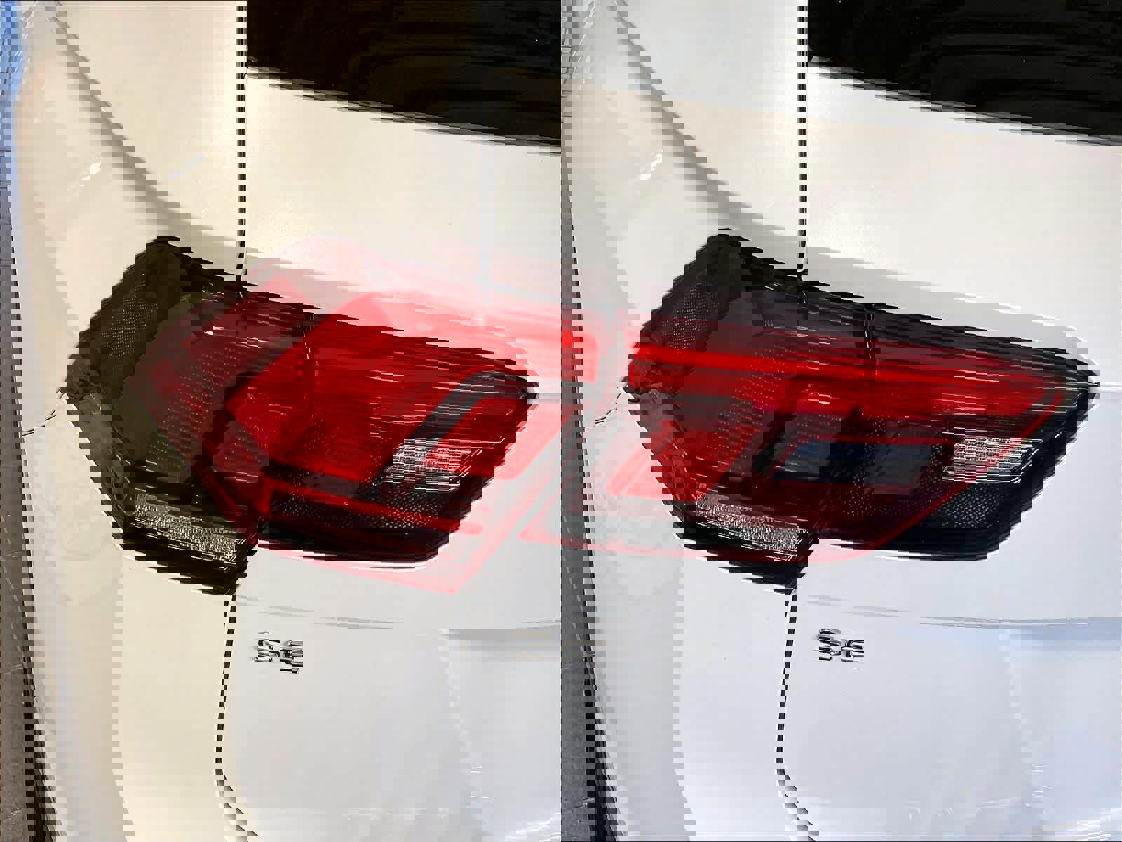 Certified 2023 Volkswagen Tiguan SE AWD/4WD image 33