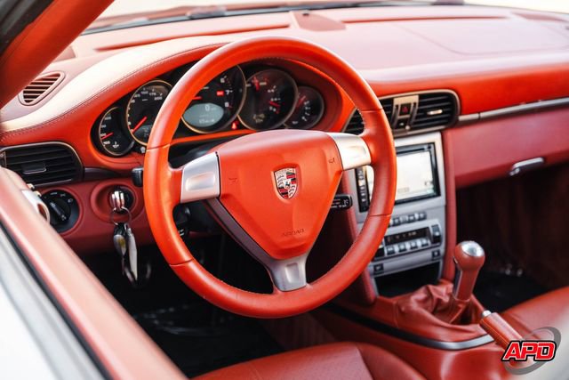 Used 2006 Porsche 911 Carrera image 6