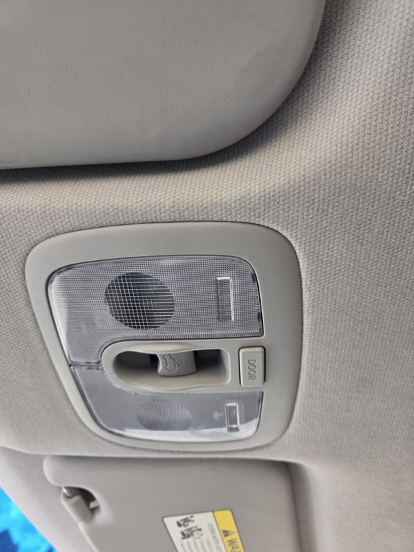 Used 2013 Kia Soul ! w/ Premium Pkg FWD image 33