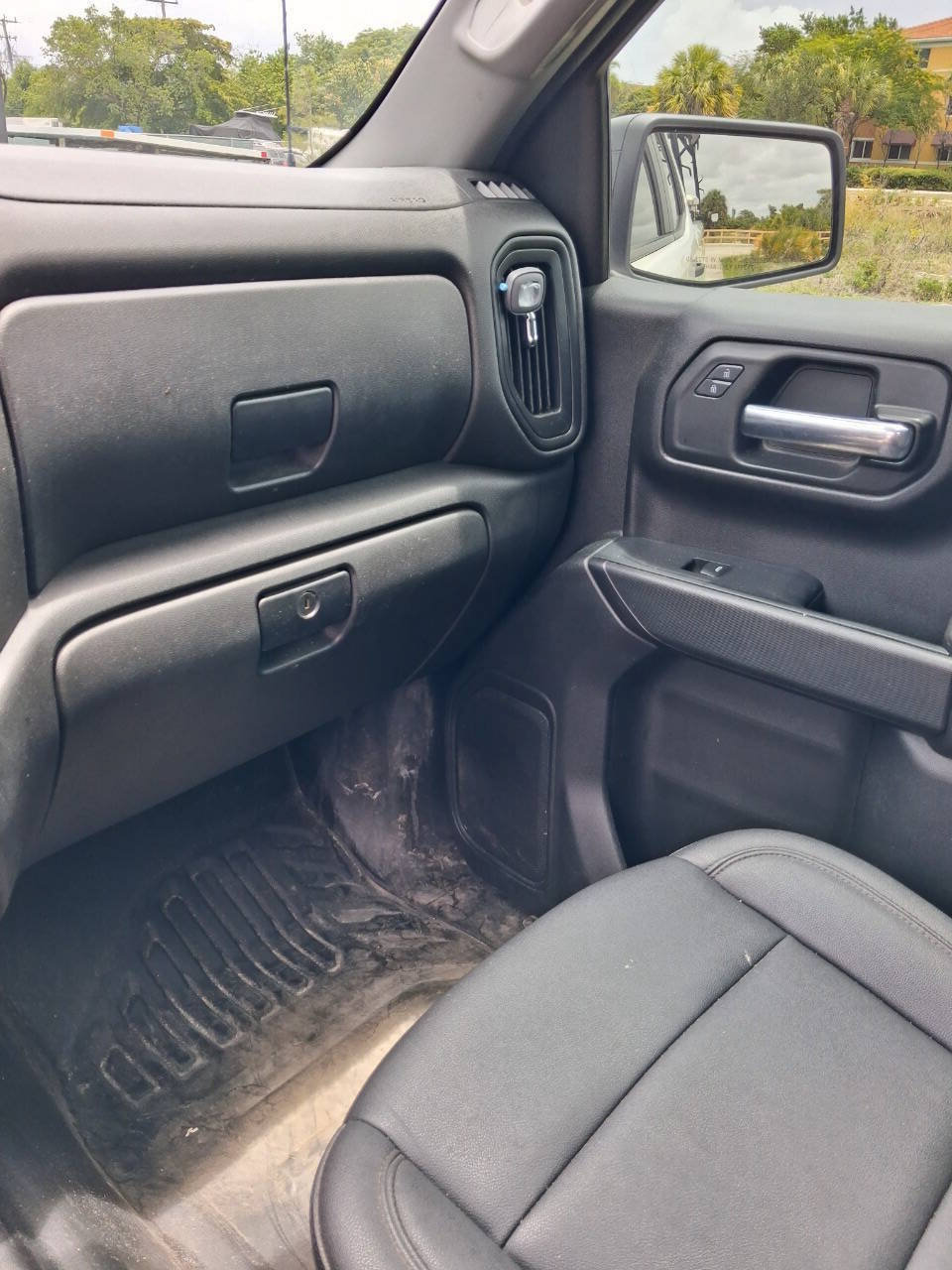 Used 2023 Chevrolet Silverado 1500 W/T w/ Trailering Package AWD/4WD image 15