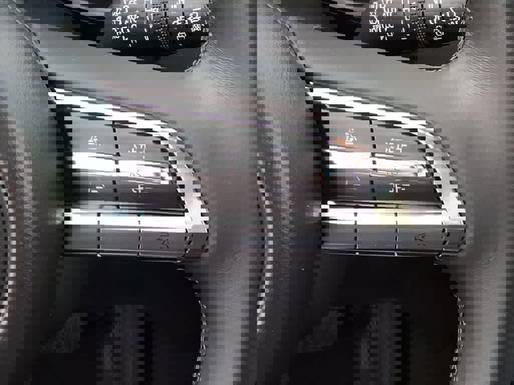 Used 2025 MAZDA CX-50 AWD 2.5 S w/ Weather Package image 18