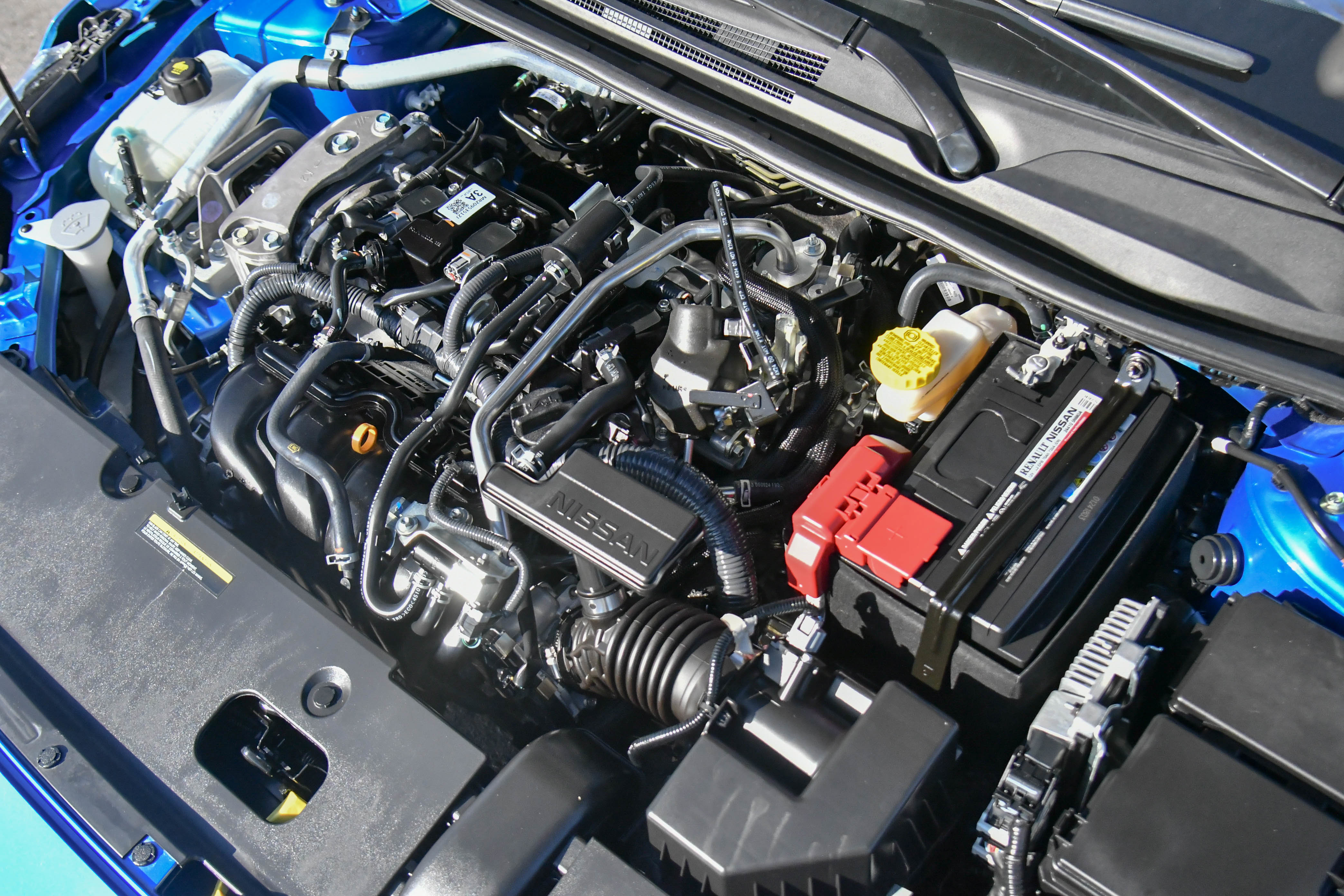 Used 2025 Nissan Sentra SV w/ SV Premium Package FWD image 48