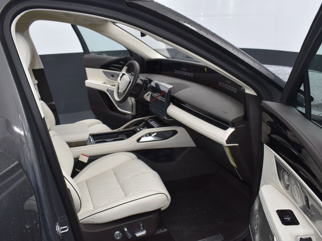 New 2026 Lincoln Nautilus Black Label w/ Jet Appearance Package image 12