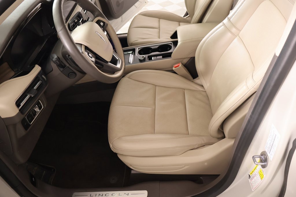 Used 2024 Lincoln Corsair Reserve w/ Equipment Group 201A image 12