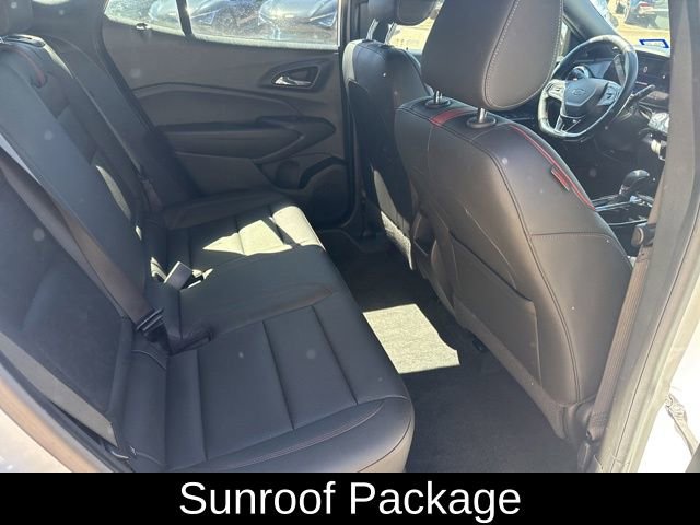 Used 2024 Chevrolet Trax RS w/ Sunroof Package FWD image 7