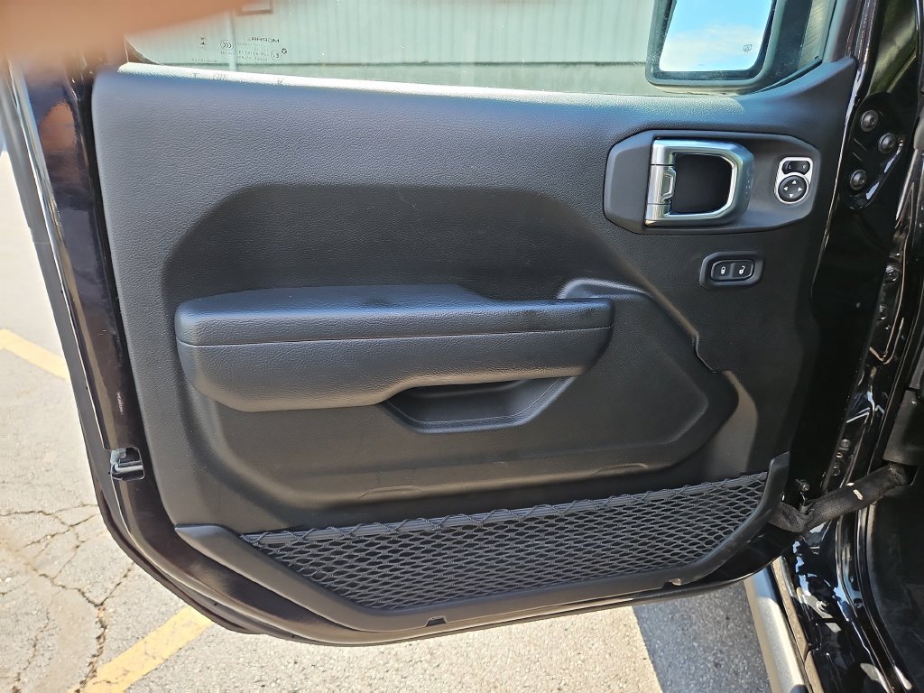 Used 2026 Jeep Gladiator Mojave AWD/4WD image 22