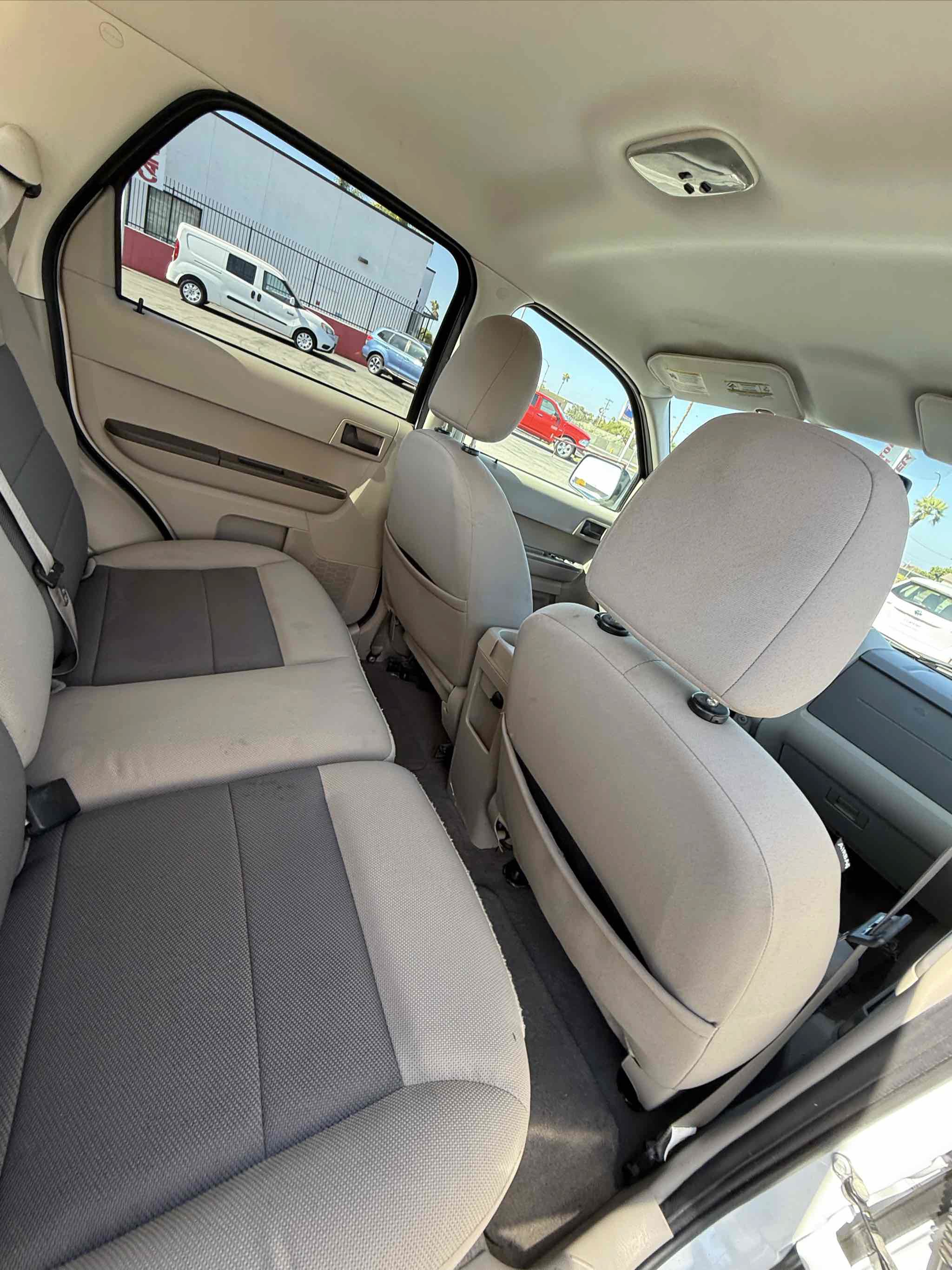 Used 2008 Ford Escape 2WD Hybrid image 32