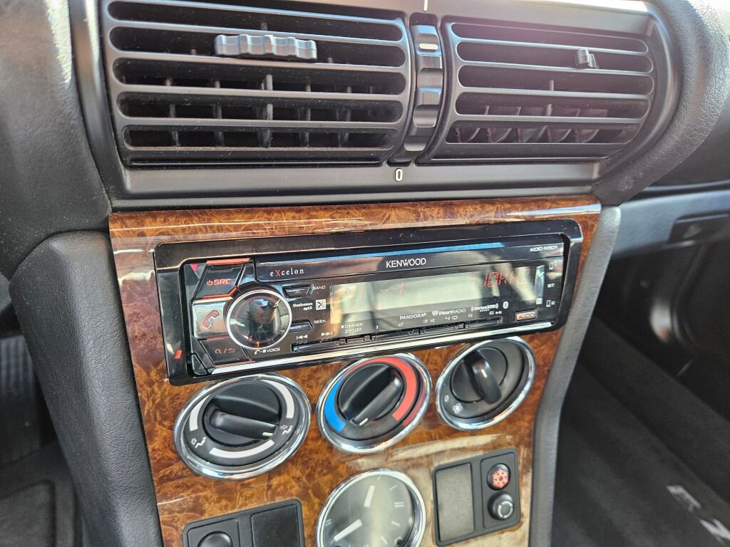 Used 2002 BMW Z3 2.5i image 17