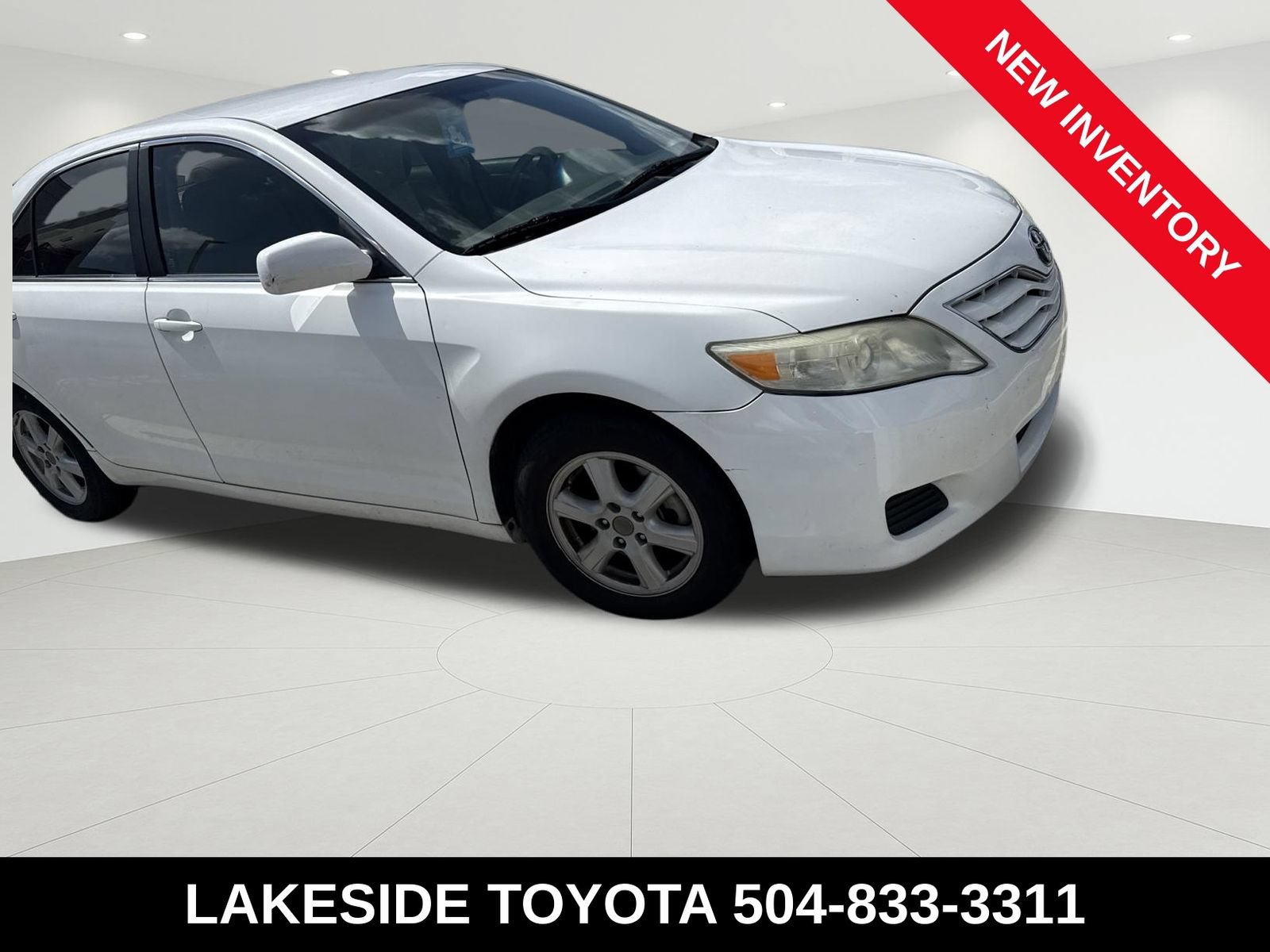 Used 2010 Toyota Camry LE FWD image 5